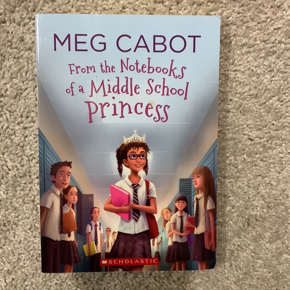 3/$15 🎀 From the Notebooks of a Middle School Princess Book